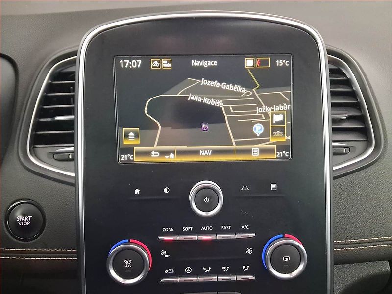 Renault Grand Scénic (2019) Intens 1.7 Blue dCi, ČR,1.maj - fotka 13 z 23