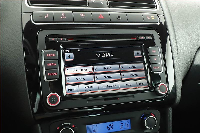 Volkswagen Polo (2011) 1.4 GTI, Automat, Tempomat - fotka 13 z 15