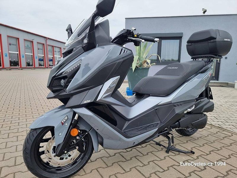 Sym Cruisym 125i (2026) Cruisym Alfa 125i - fotka 20 z 20
