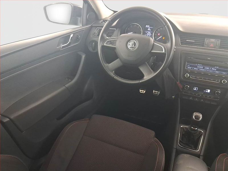 Škoda Rapid (2013) Style 1.2 TSI, ČR,1.maj - fotka 7 z 21