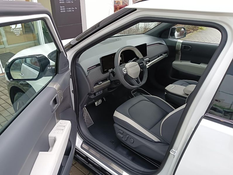 Kia EV3 (2026) SV1 4x2 GT-LINE +TECH 81,4 kWh - fotka 4 z 6