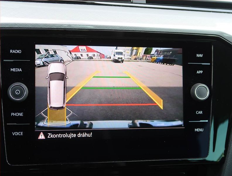 Volkswagen Passat (2021) Business 2.0 TDI, Automat - fotka 22 z 22