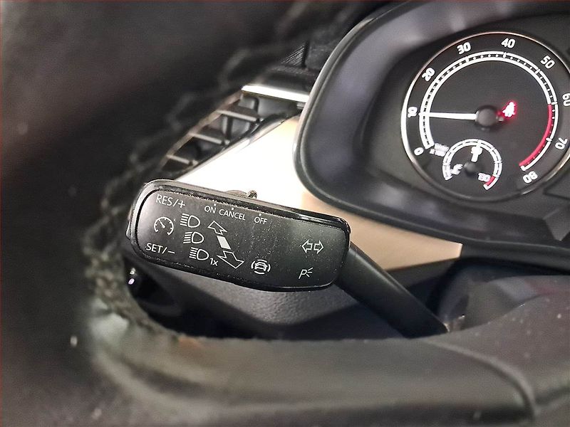 Škoda Scala (2020) Style 1.0 TSI, Serv.kniha - fotka 16 z 19