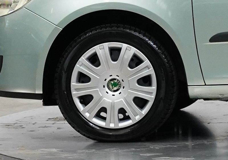 Škoda Fabia - fotka 9 z 19