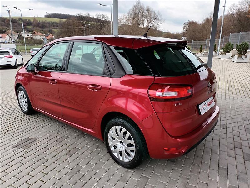 Citroën C4 Picasso 1,2 -81KW,DIGIKLIMA,KOLA - fotka 7 z 46