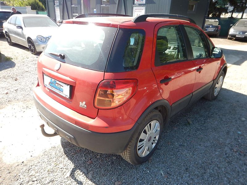 Fiat Sedici 1.6 16V 4x4 - fotka 6 z 22
