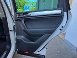 Volkswagen Touareg (2012) 3.0 TDi R-LINE 4motion - náhled 11