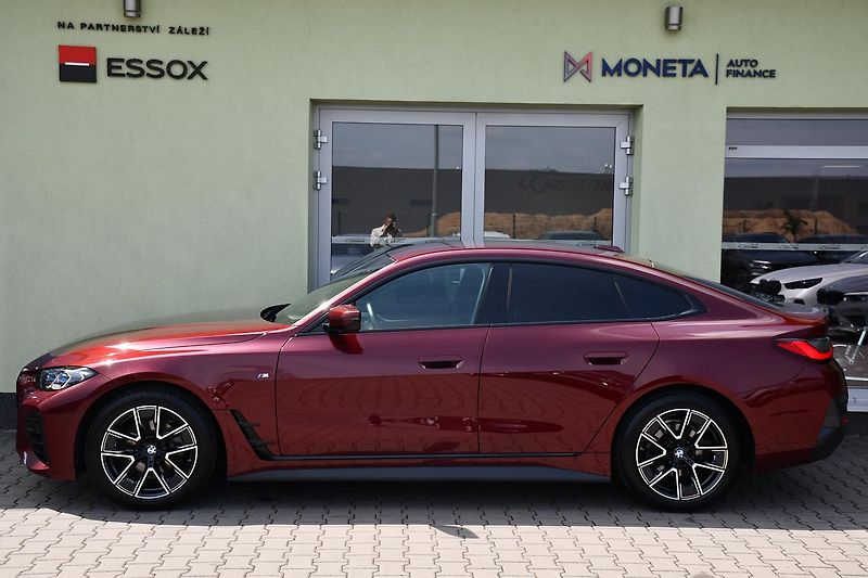 BMW Řada 4 420d xDrive M-SPORT ČR 1.MAJ - fotka 11 z 46