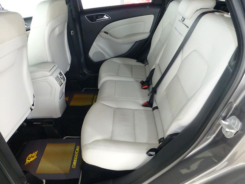 Mercedes-Benz Třídy B (2013) - fotka 17 z 29