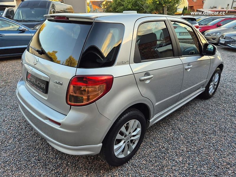 Suzuki SX4 (2013) 1.6VVT 88KW CITY + - fotka 12 z 53