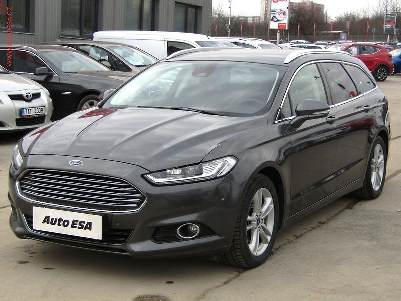 Ford Mondeo (2019) 1.5 EB, ČR, Titanium, xenon - fotka 3 z 21