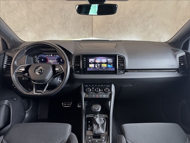 Škoda Karoq 2,0 TDi  DSG 4x4 Sportline LED - fotka 16 z 44