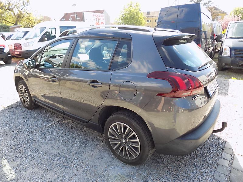 Peugeot 2008 1,2I 60 KW ACTIVE, TAŽNÉ, ČR - fotka 13 z 41