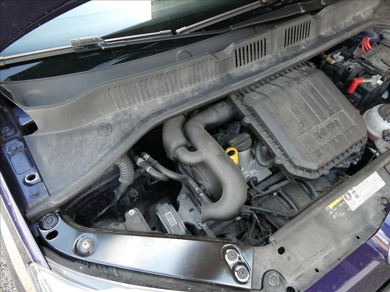 Volkswagen up! 1,0 MPi CLUB 55kW - fotka 35 z 47