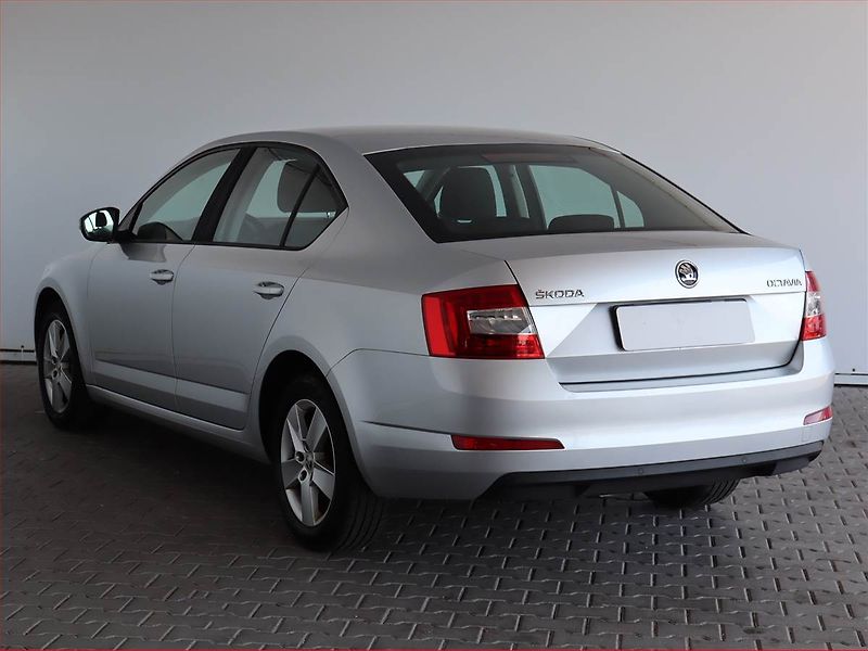 Škoda Octavia (2016) 1.6 TDI, Serv.kniha, Tempomat - fotka 4 z 19