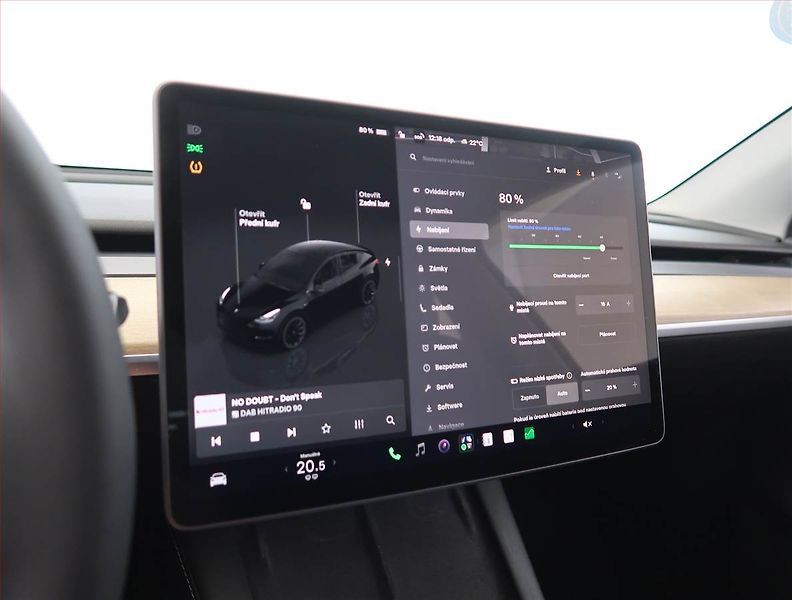 Tesla Model Y (2022) Long Range AWD 79kWh, SoH 92% - fotka 26 z 33