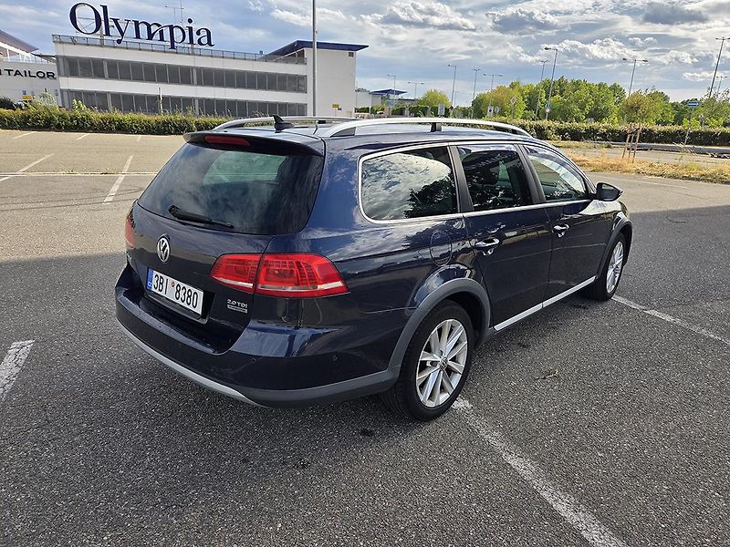 Volkswagen Passat Variant (2012) ALLTRACK - fotka 4 z 52