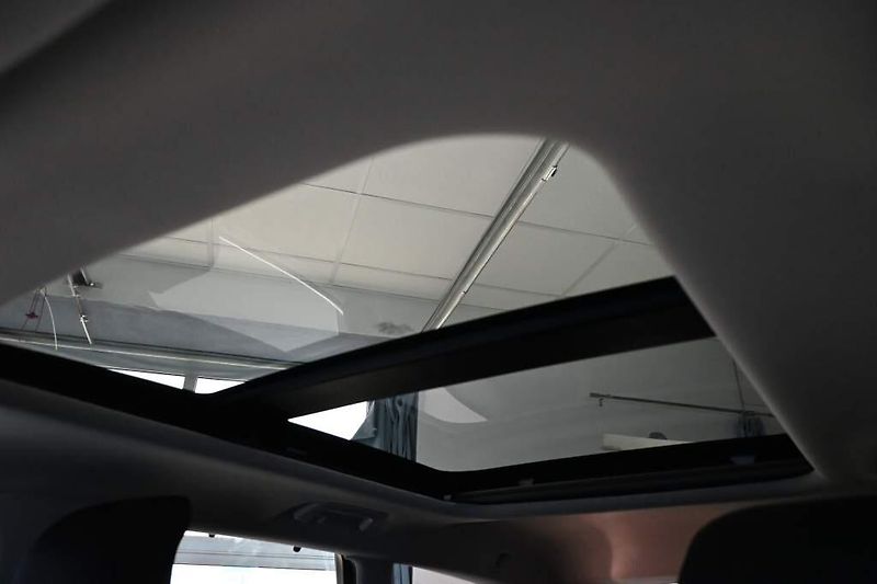 Ford Mondeo (2022) 2.0 LED ACC SONY Tažné TITANIU - fotka 30 z 43