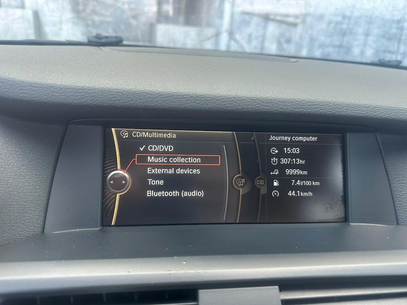 BMW X3 (2010) 135KW, XDRIVE 20D - fotka 15 z 28