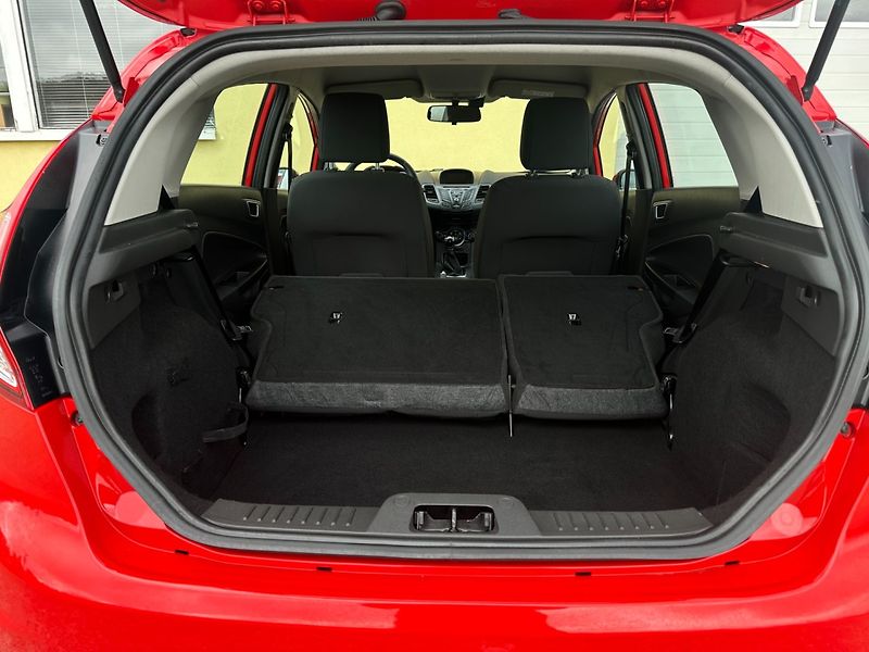 Ford Fiesta 1.0i 1Maj/Klima/Ser.Knih - fotka 16 z 25