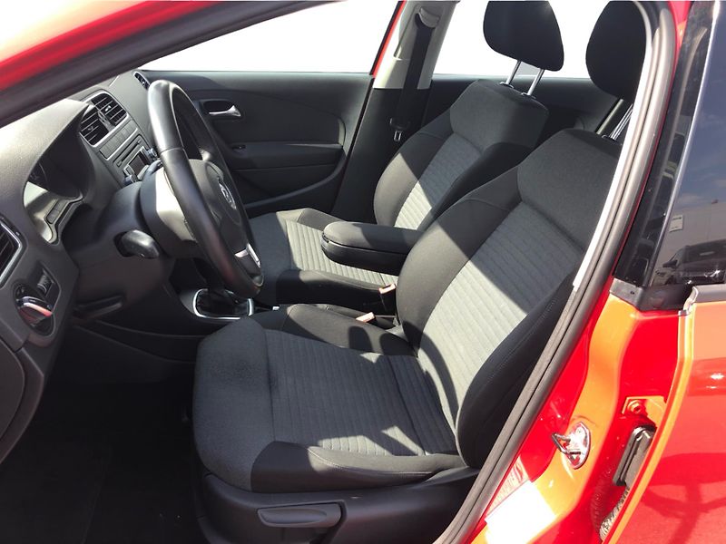 Volkswagen Polo A 1.2 TSi COMFORTLINE - fotka 11 z 29