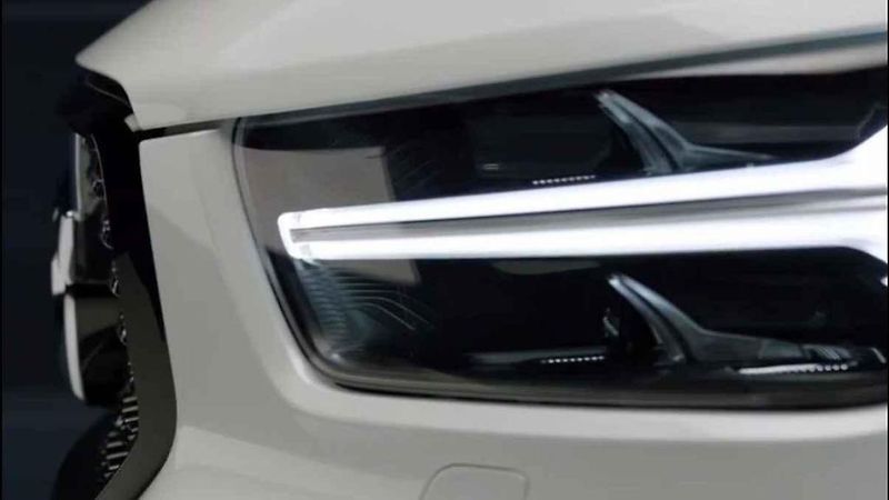 Volvo XC40.