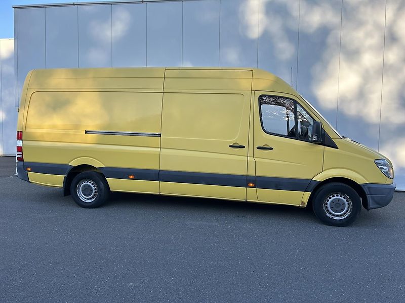 Mercedes-Benz Sprinter 2.1 CDI . - fotka 3 z 16