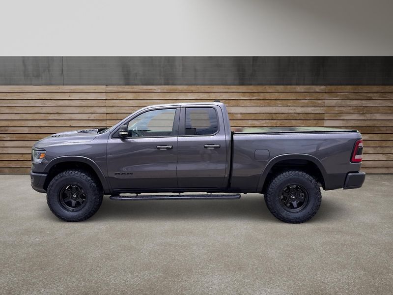 Dodge RAM (2019) +HEMI+REBEL+FUEL+LIFT+ - fotka 6 z 20