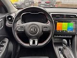 MG ZS (2023) 1,0 TGI (111k) 6AT Exclusive - náhled 19