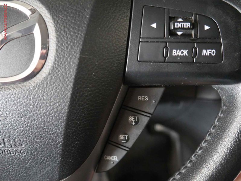 Mazda 3 (2012) 2.0 i, ČR, STK8/28 - fotka 13 z 19
