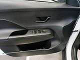 Hyundai Kona (2026) 1,0 T-GDI MT COMFORT MR27 - náhled 9