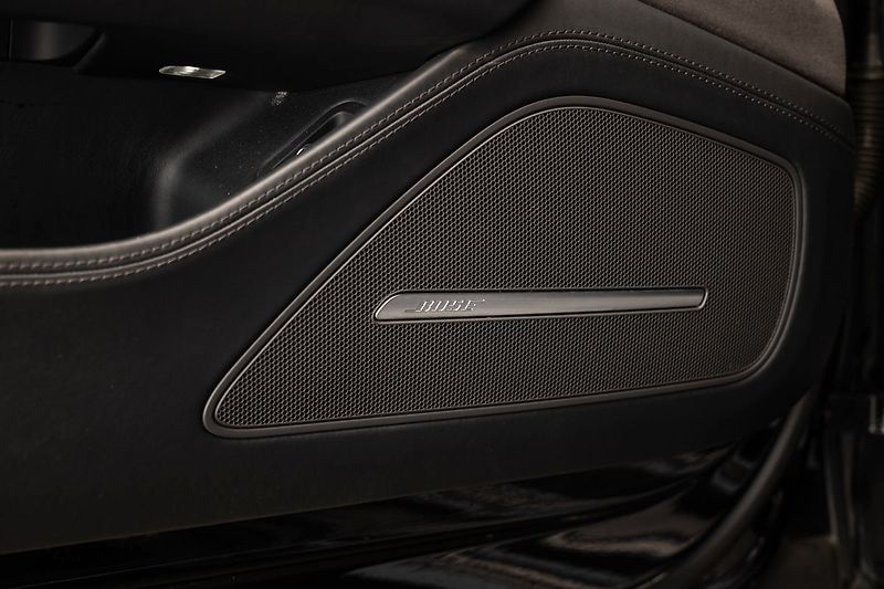 Audi S8 - fotka 23 z 28