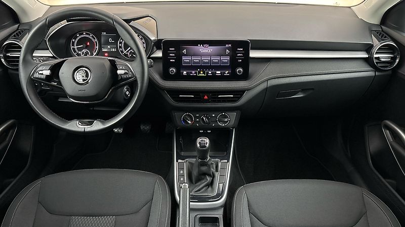 Škoda Fabia 1.0 TSI Style - fotka 8 z 23