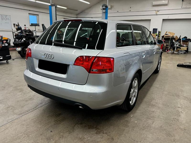 Audi A4 Avant 3.0 TDi quattro 150 kW - fotka 5 z 13