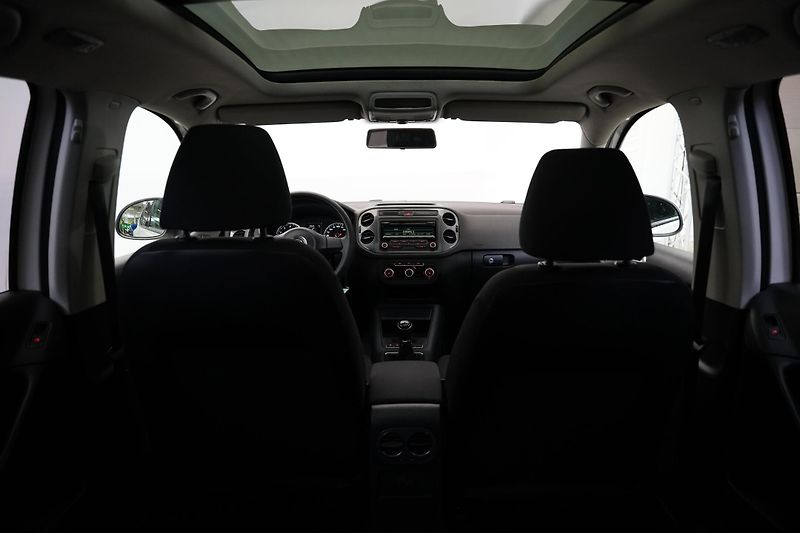 Volkswagen Tiguan - fotka 22 z 24