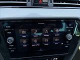 Volkswagen Passat 2,0 TDI,TAŽNÉ,WEBASTO - náhled 25