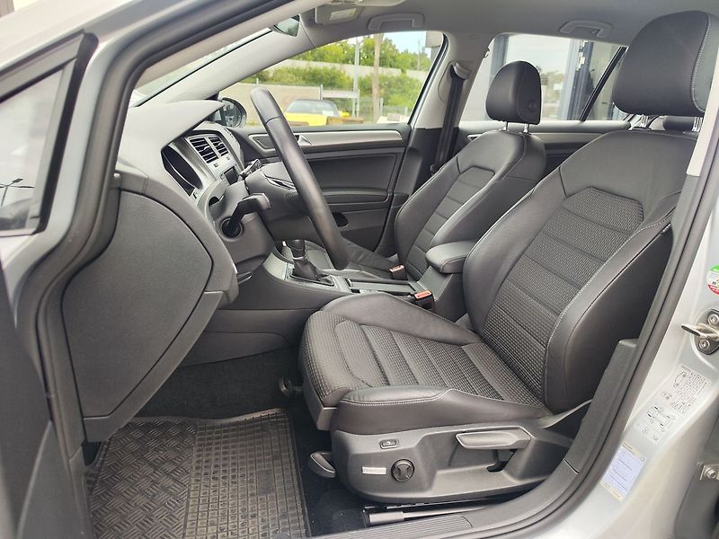 Volkswagen Golf 1.4 TSI/92kW Comfortline DSG - fotka 14 z 38