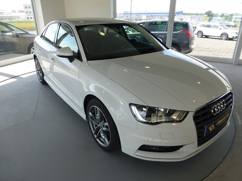Audi A3 (2013) 2,0TDI-110KW**NAVIGACE**PARK.S - fotka 3 z 24