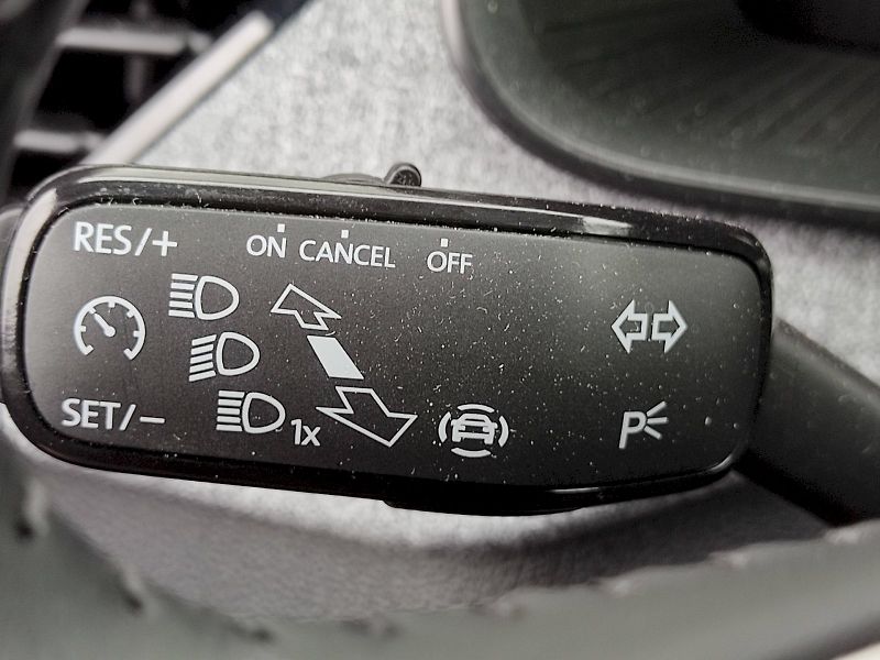 Škoda Kamiq (2025) Selection 1,0 tsi 81 Kw - fotka 27 z 35