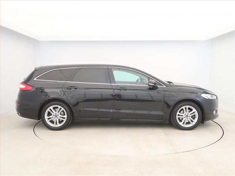 Ford Mondeo (2016) Titanium 2.0 TDCI, 4X4 - fotka 6 z 18