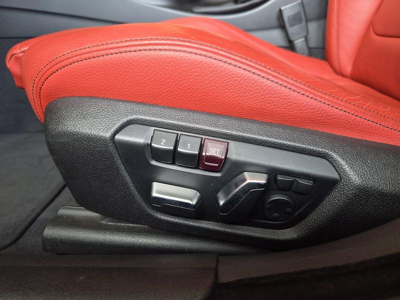 BMW Řada 4 440i xDrive - fotka 16 z 28