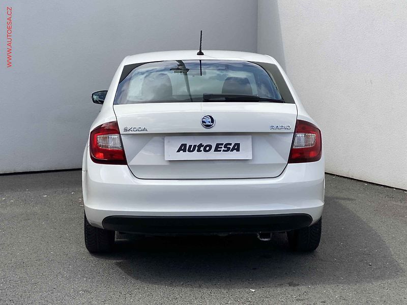 Škoda Rapid (2019) 1.0 TSi, 2.maj,ČR, Ambition - fotka 5 z 14