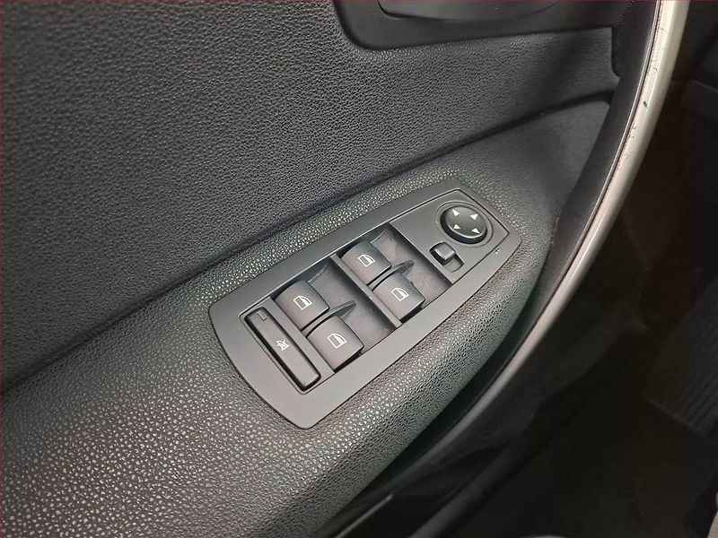 BMW X3 (2006) 2.0d, 4X4, Tempomat - fotka 16 z 16