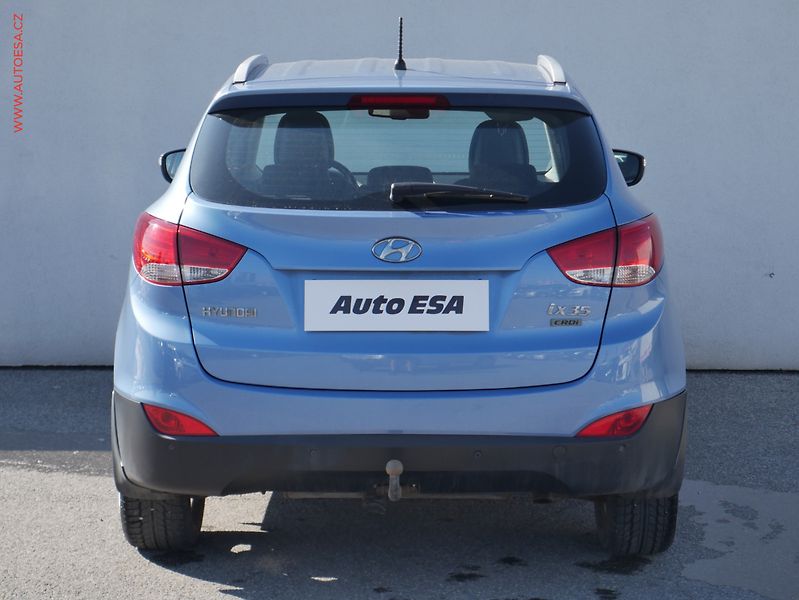 Hyundai ix35 (2013) 1.7CRDi, ČR, Trikolor, TZ - fotka 5 z 23