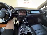 Volkswagen Touareg (2011) 3.0TDI R line 180kW - náhled 17