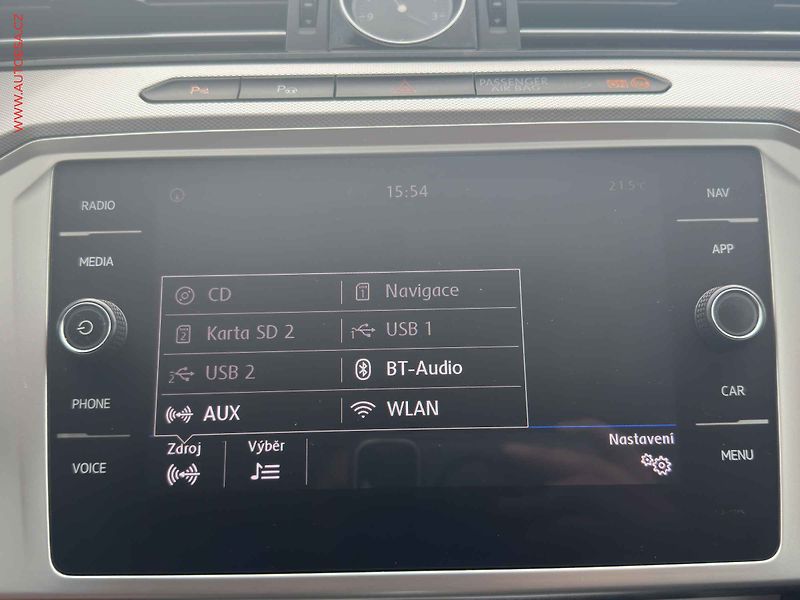 Volkswagen Passat (2019) 2.0 TDi, 2.maj, DSG, navi. - fotka 15 z 26