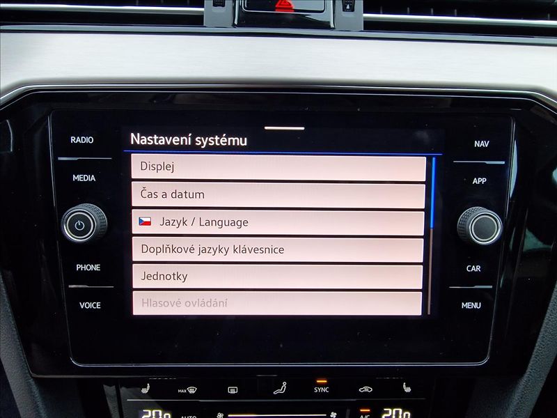 Volkswagen Passat 2.0 TDI 147kW 4MOT DSG Eleganc - fotka 32 z 50