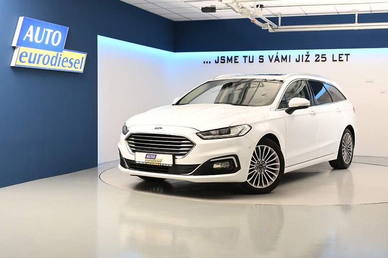 Ford Mondeo (2021) 2.0 140 KW LED SONY Titanium T - fotka 2 z 39