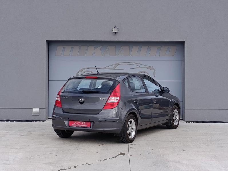 Hyundai i30 1.4 CVVT 80kW ČR  - fotka 5 z 31
