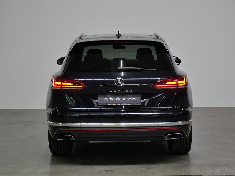 Volkswagen Touareg - fotka 6 z 30